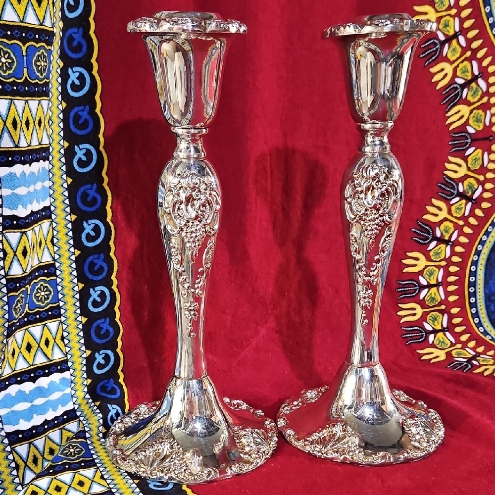 Godinger Baroque/Rococo Ornate Grape and Vine Motif Candlestick Holders Set of 2